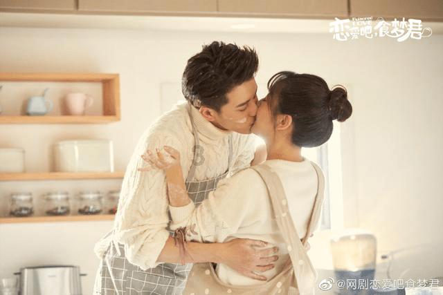 当女人接受开放式婚姻是堕落还是接受新思想？